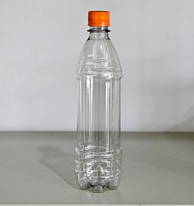 Botella de 600ml con tapa