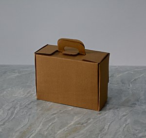 Caja maleta color cafe 20x8.5x15