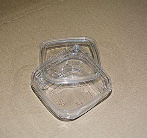 Plato de plástico para postre  de 240 ML